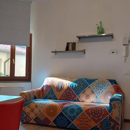 Casa Vacanze I Leoni 엠폴리 외부 사진