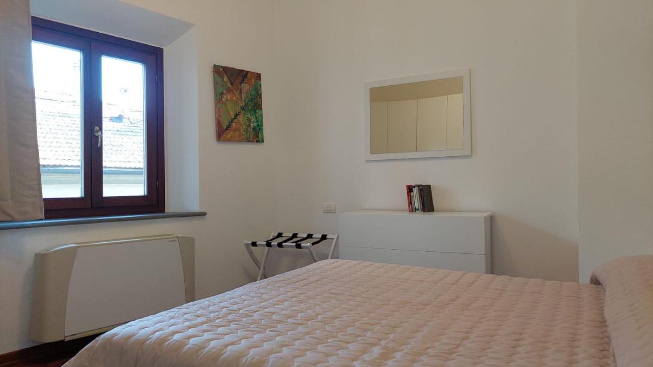 Casa Vacanze I Leoni 엠폴리 외부 사진